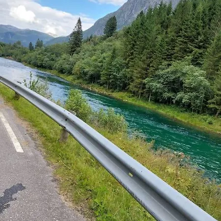 Holiday home Jovollstua I Eresfjord Med Bat Til Leie Overas